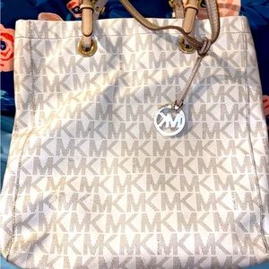 MK purse